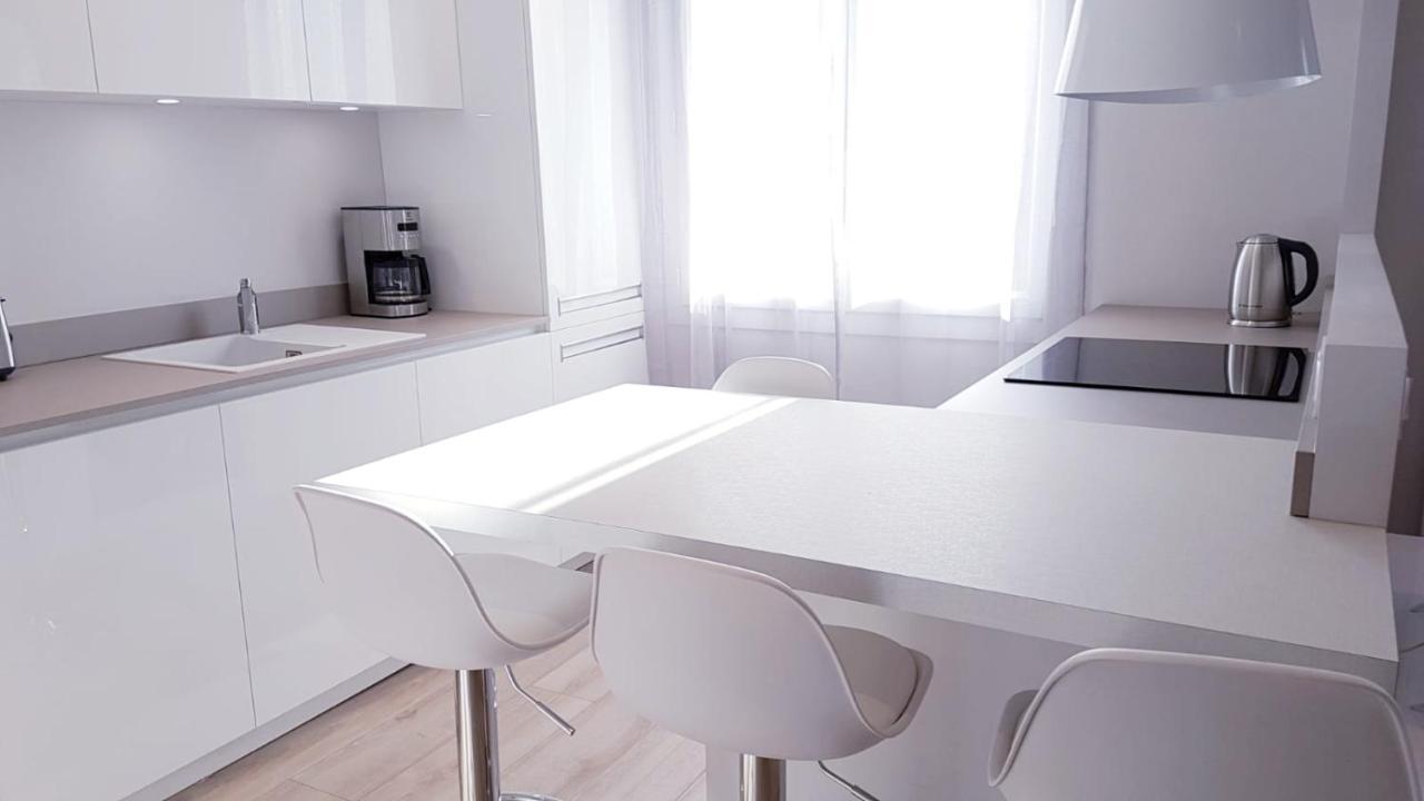 Le White Cosy A 5 Minutes Du Lac Avec Parking Privatif Gratuit Аннесі Екстер'єр фото