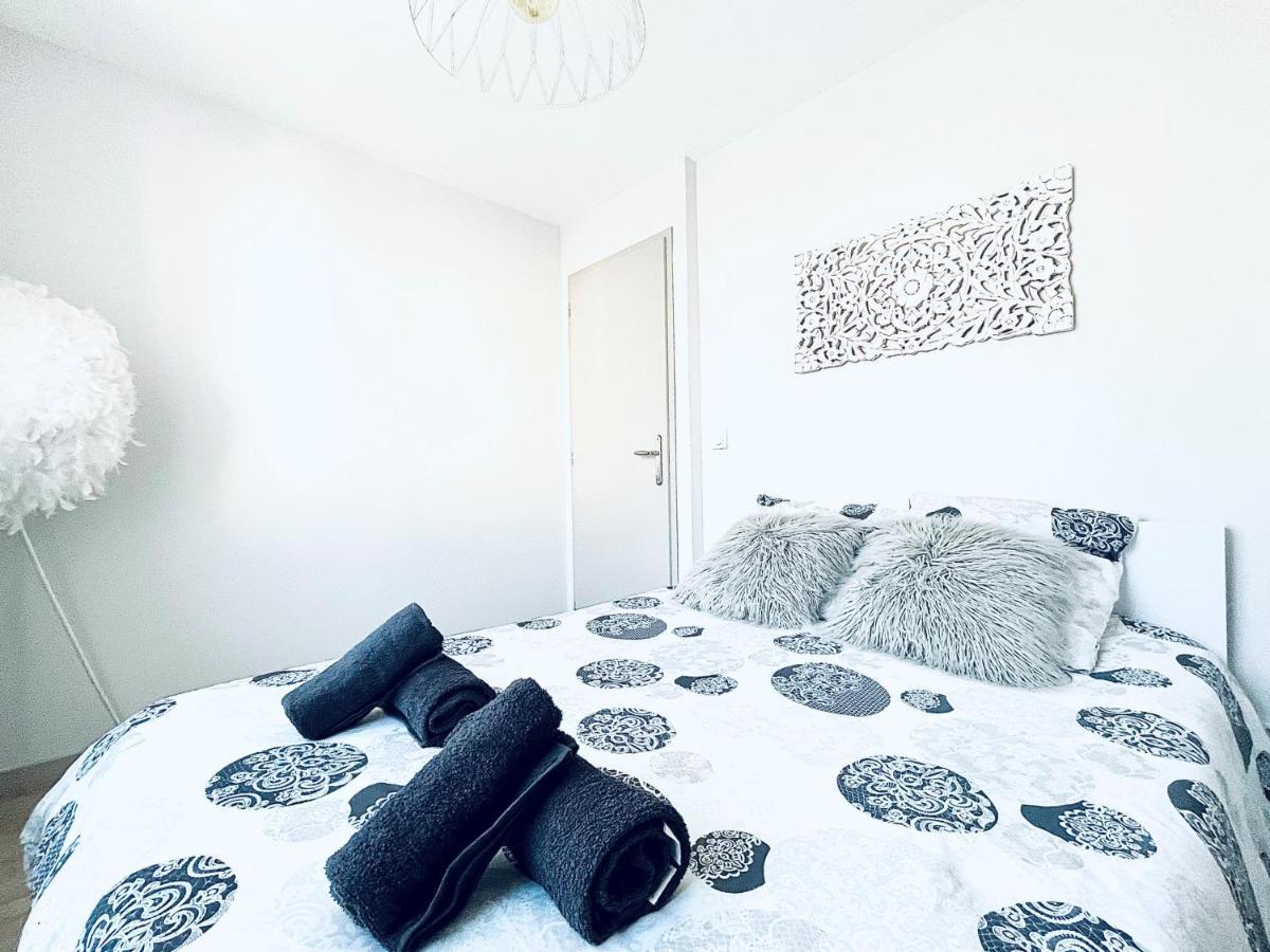 Le White Cosy A 5 Minutes Du Lac Avec Parking Privatif Gratuit Аннесі Екстер'єр фото